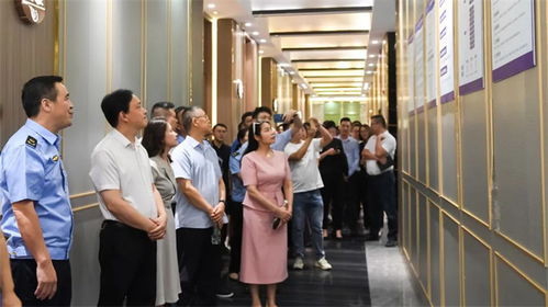 讓食刻安全無(wú)憂——南充市召開(kāi)餐飲服務(wù)食品安全現(xiàn)場(chǎng)警示會(huì)